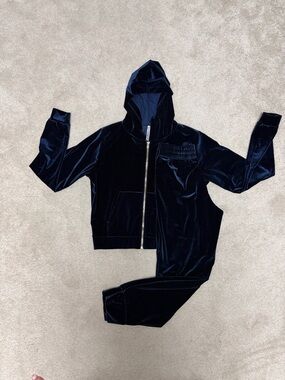 Fabletics Velvet Zip Hoodie Set in Deep Navy